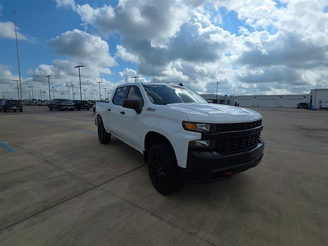 Used 2021 Chevrolet Silverado 1500 Custom Trail Boss w/ LPO, Dark Essentials Package AWD/4WD image 3