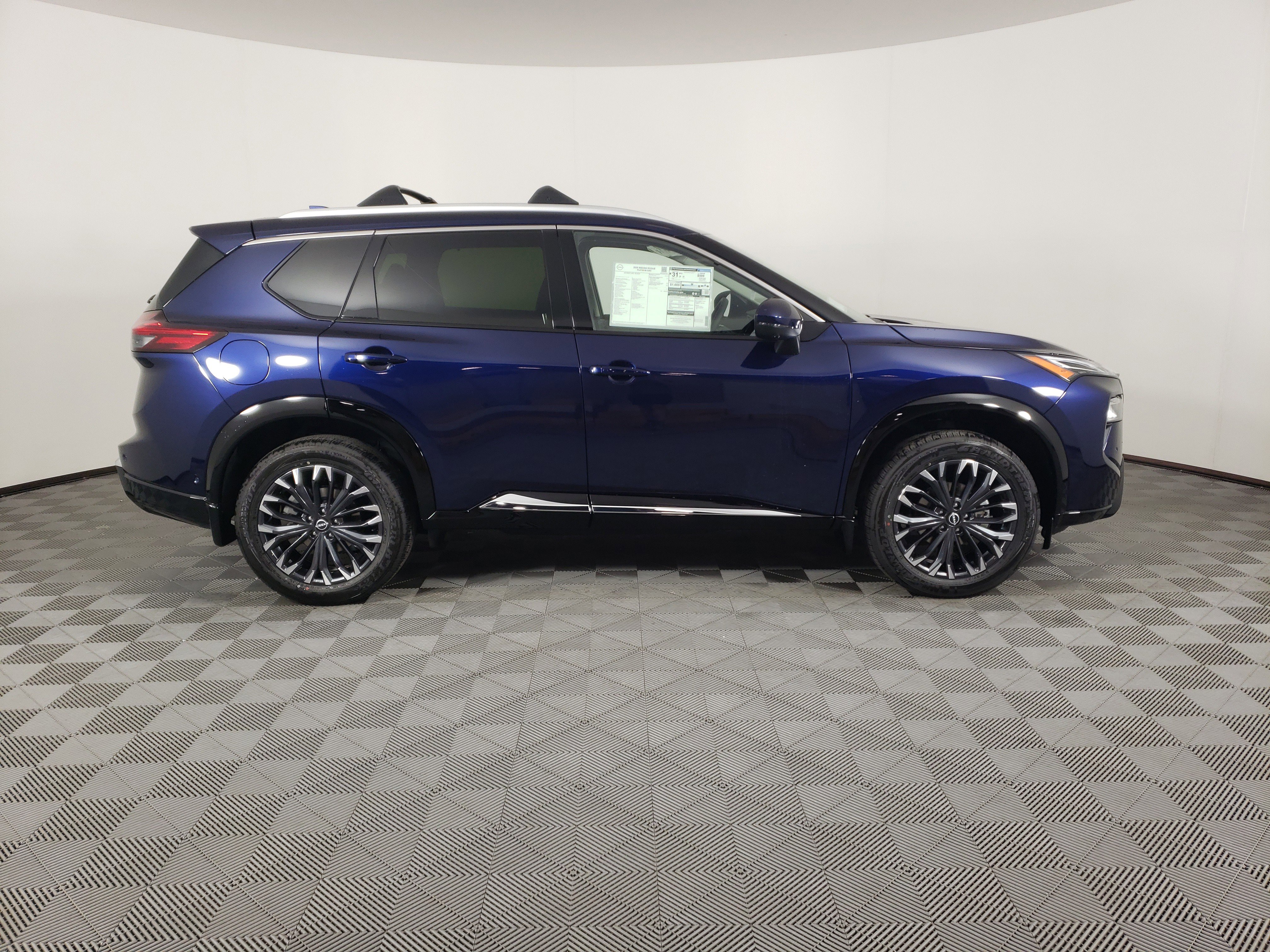 New 2026 Nissan Rogue Platinum image 5