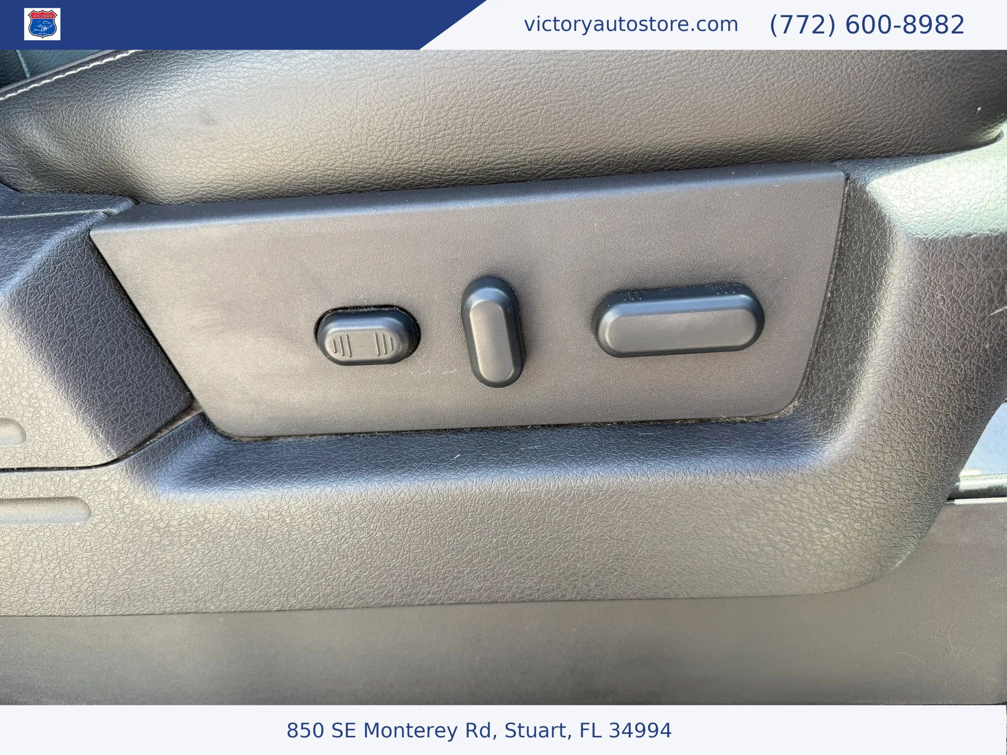 Used 2014 Ford F150 FX4 w/ Equipment Group 402A Luxury AWD/4WD image 44