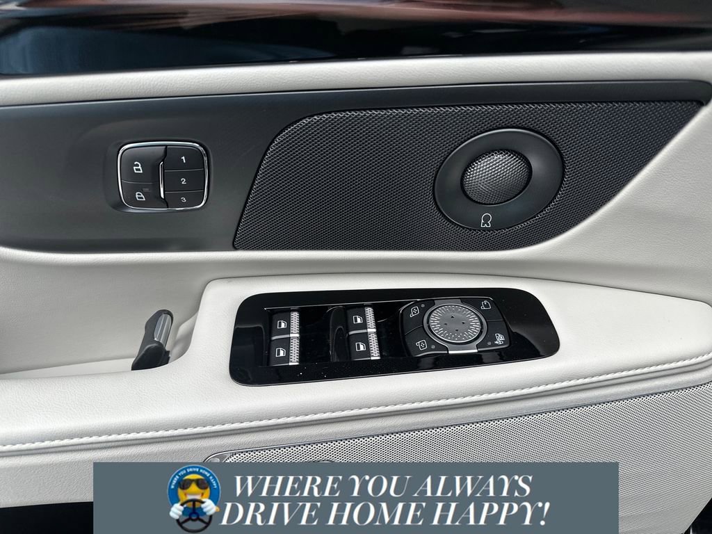 New 2026 Lincoln Nautilus Premier w/ Equipment Group 102A image 11