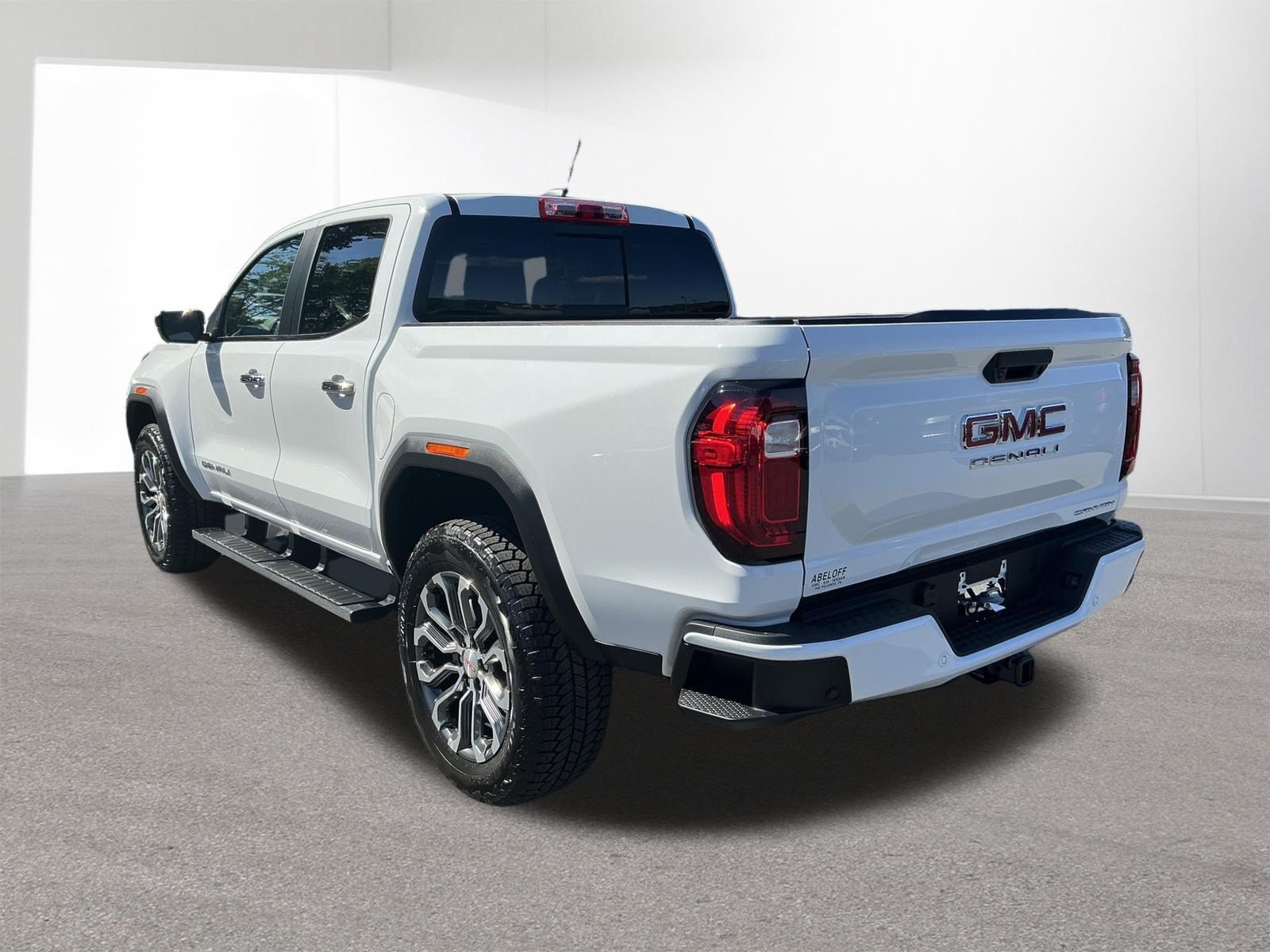 New 2026 GMC Canyon Denali AWD/4WD image 7