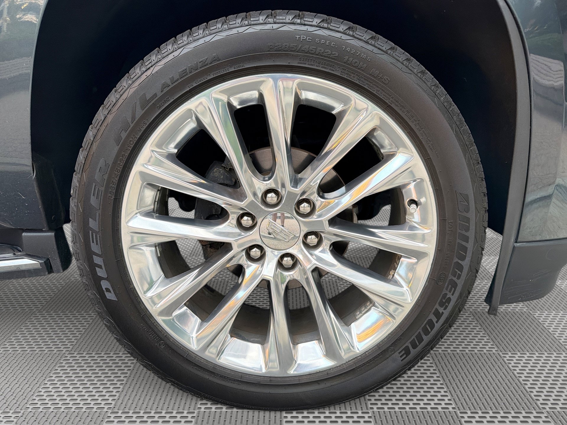 Used 2020 Cadillac Escalade Luxury AWD/4WD image 31