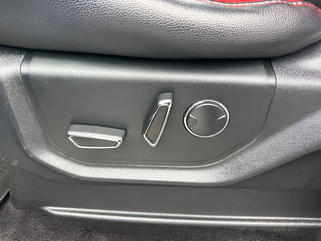 Used 2018 Ford F150 Lariat w/ Equipment Group 502A Luxury image 10