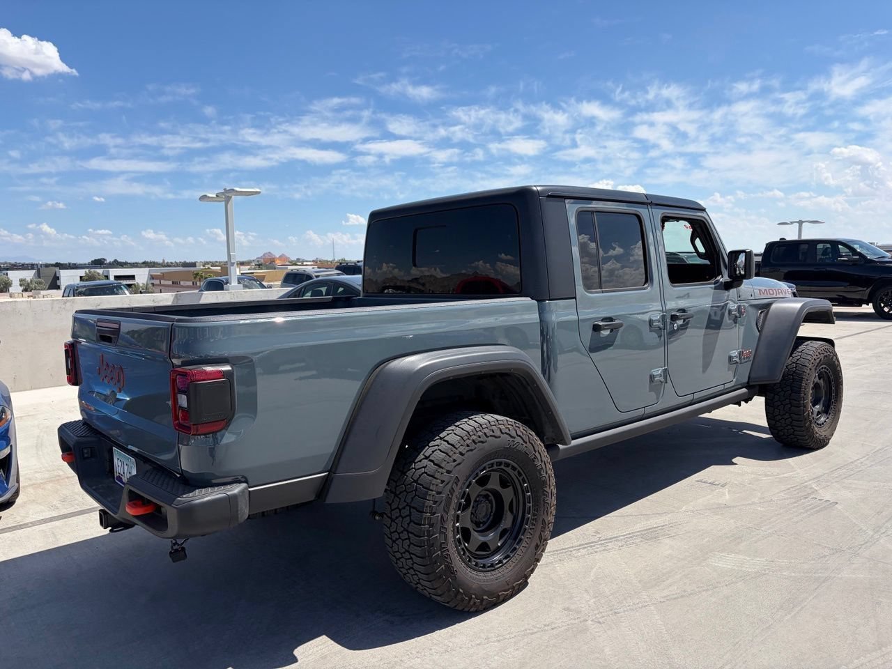 Used 2025 Jeep Gladiator Mojave w/ Convenience Group AWD/4WD image 2