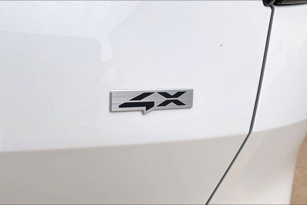 Used 2024 Kia Sportage LX AWD/4WD image 8