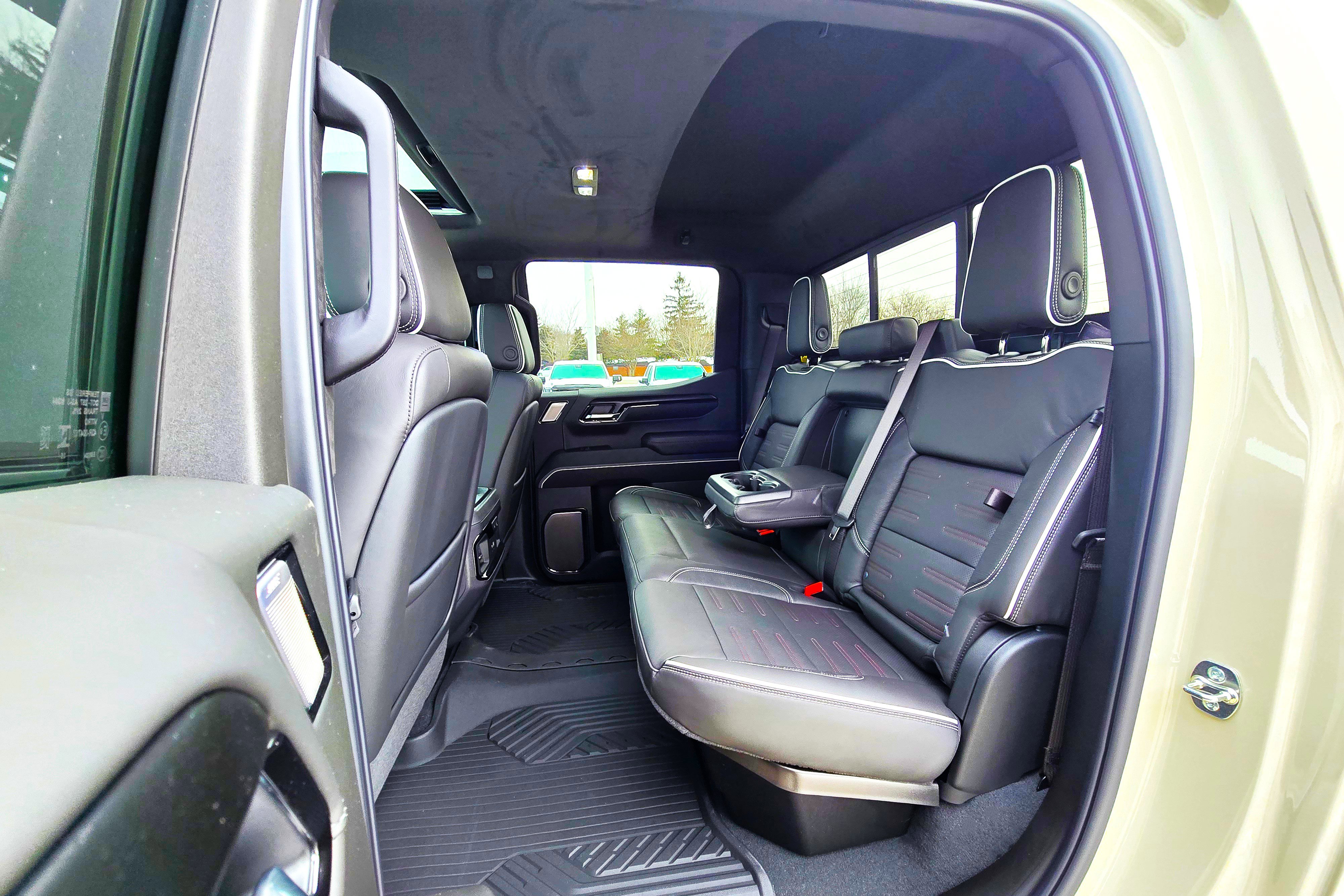 New 2026 GMC Sierra 1500 AT4X w/ AT4X AEV Edition image 15