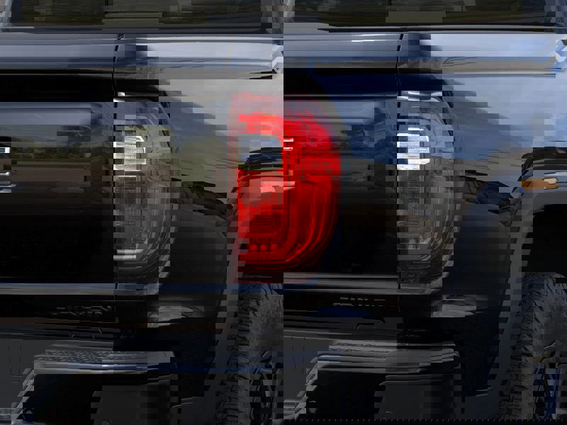 New 2026 GMC Canyon Denali image 11