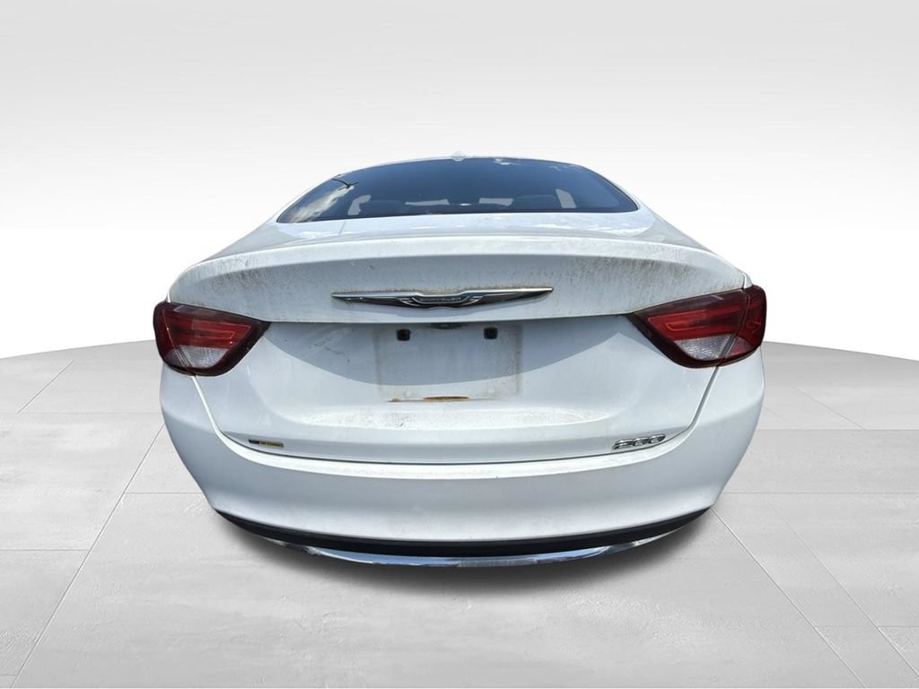 Used 2016 Chrysler 200 Limited w/ Convenience Group FWD image 3