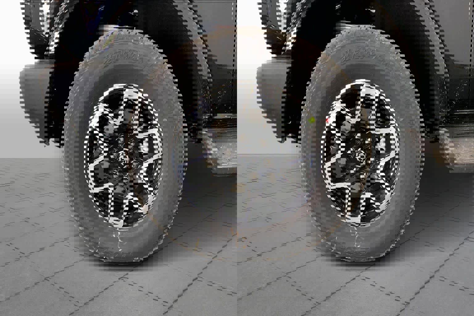 New 2025 Ford Bronco Outer Banks image 9