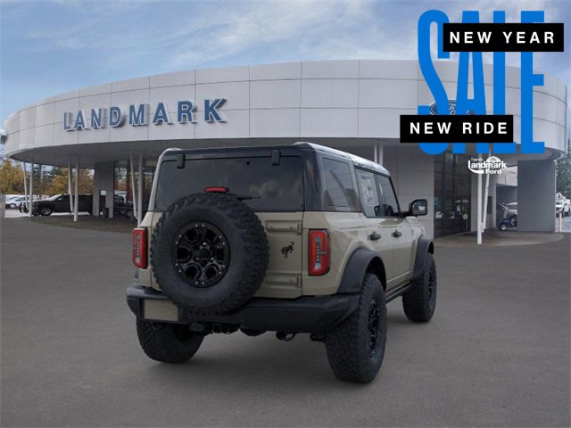 New 2025 Ford Bronco Badlands image 8