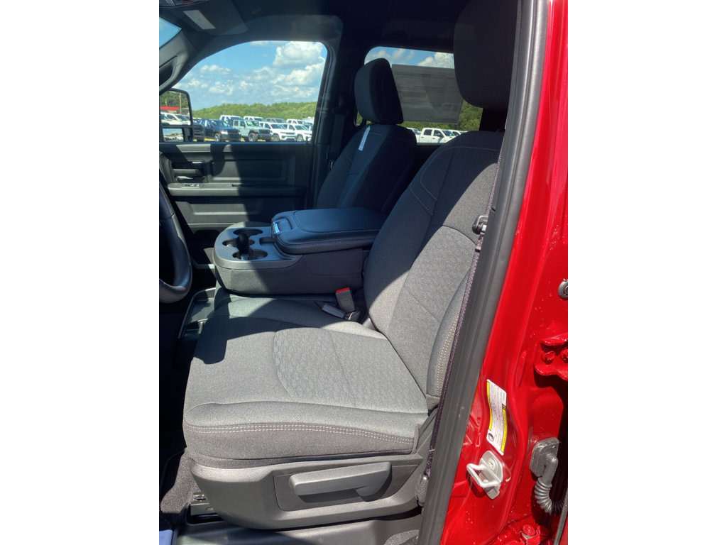 New 2026 RAM 2500 Tradesman AWD/4WD image 18