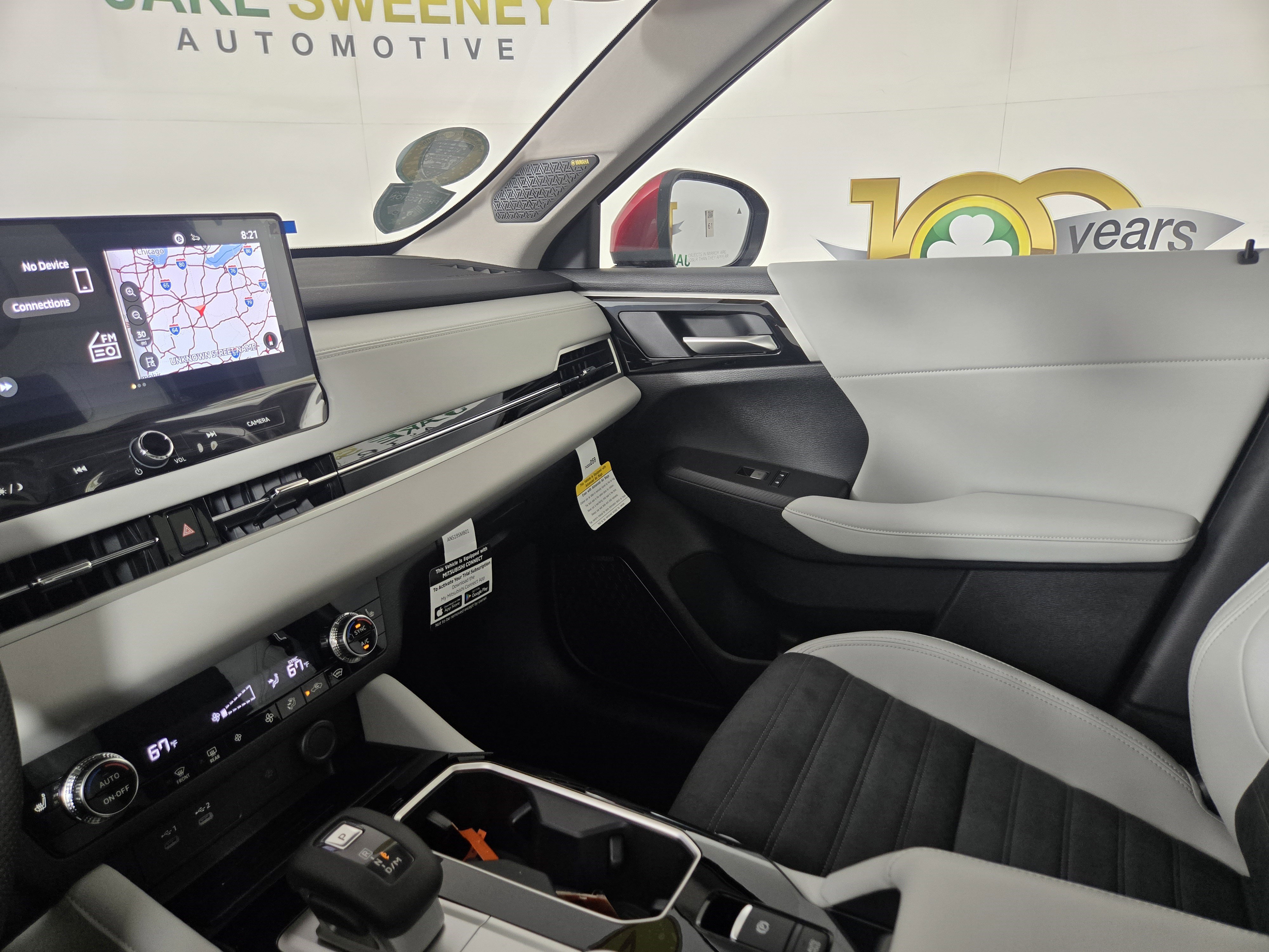 New 2025 Mitsubishi Outlander SE image 25