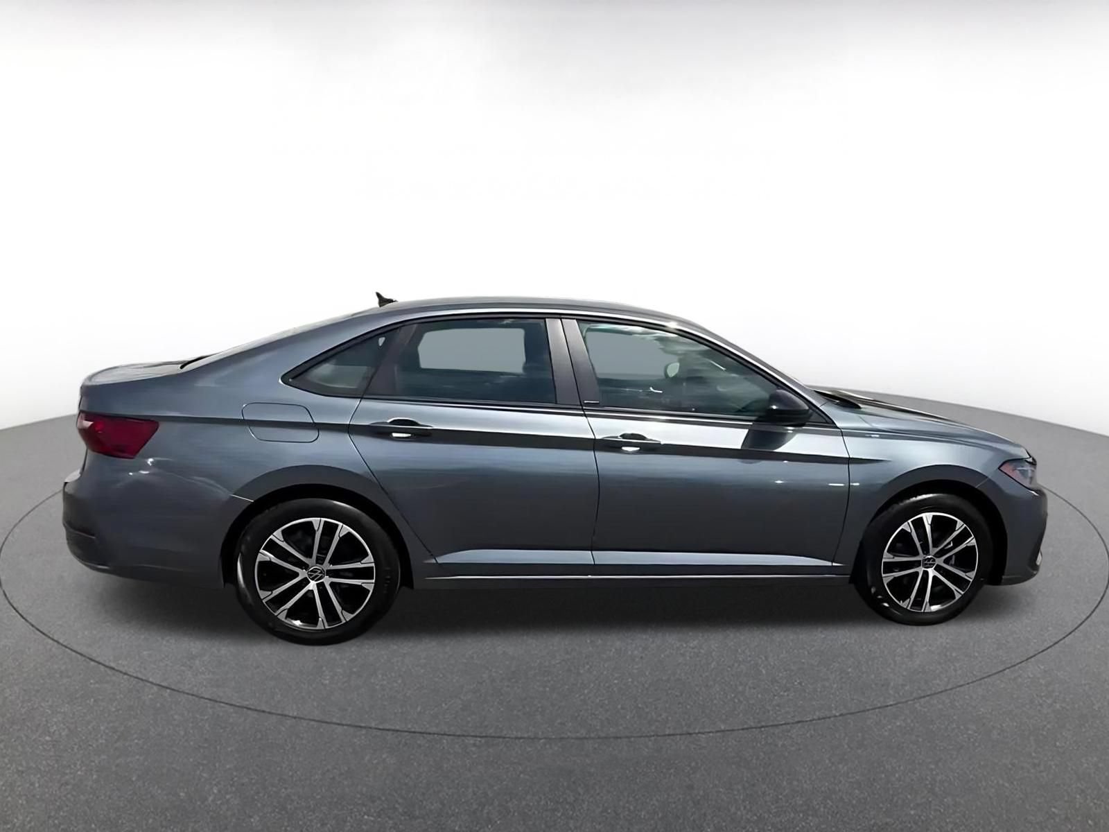Used 2025 Volkswagen Jetta Sport FWD image 16