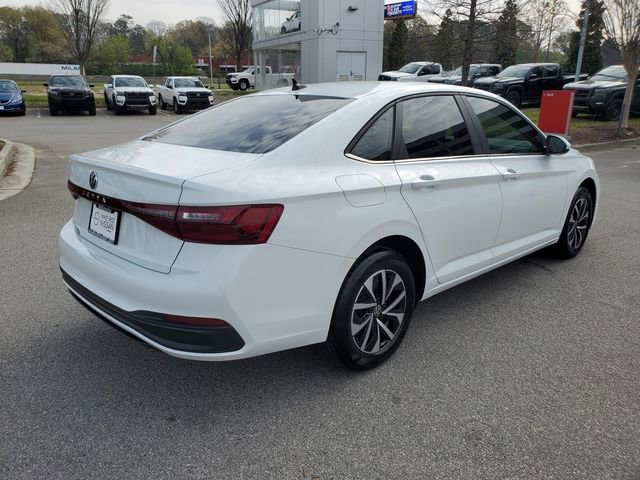 Used 2025 Volkswagen Jetta S image 3