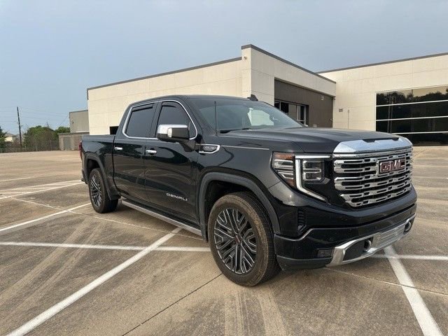 Used 2022 GMC Sierra 1500 Denali w/ Denali Reserve Package AWD/4WD image 3