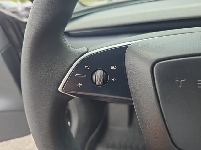 Used 2025 Tesla Model 3 Long Range AWD/4WD image 24