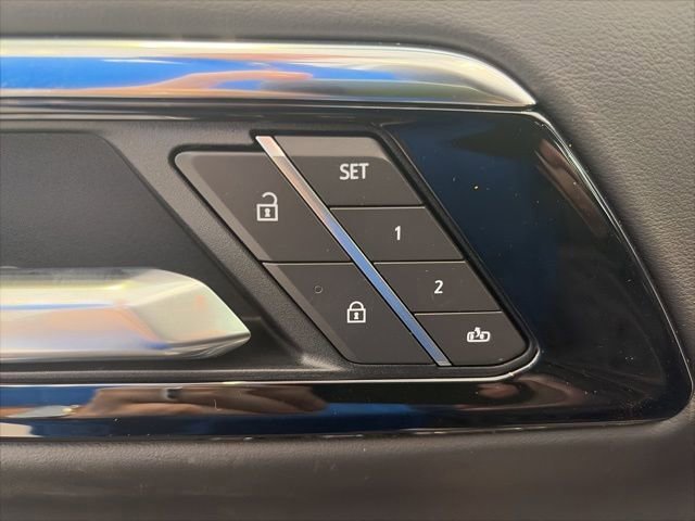 New 2026 Chevrolet Tahoe High Country AWD/4WD image 10