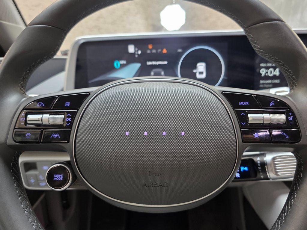 Certified 2025 Hyundai Ioniq 6 SEL image 17