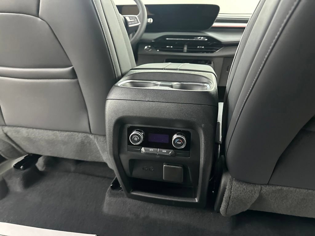New 2027 Buick Enclave Preferred w/ Power Package AWD/4WD image 28