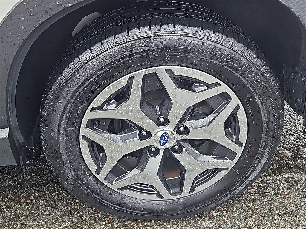 Used 2023 Subaru Forester Premium image 8