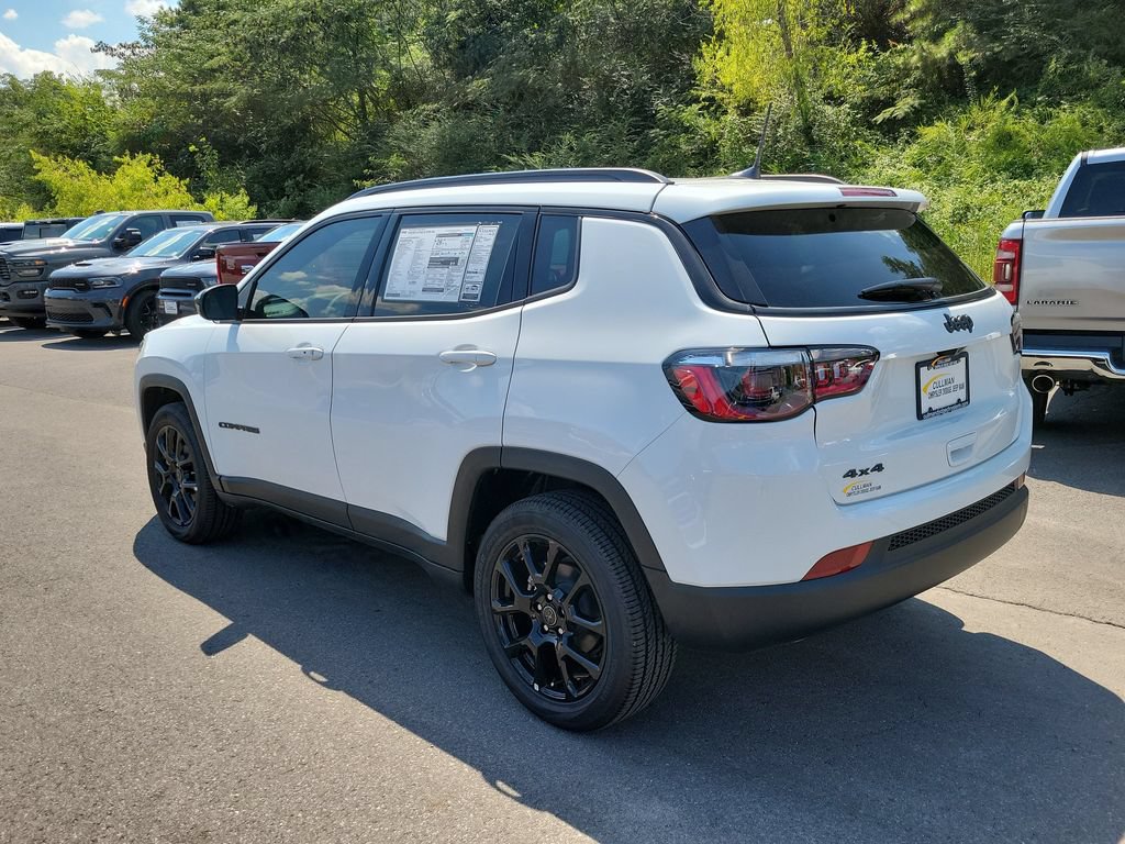 New 2026 Jeep Compass Latitude AWD/4WD image 5