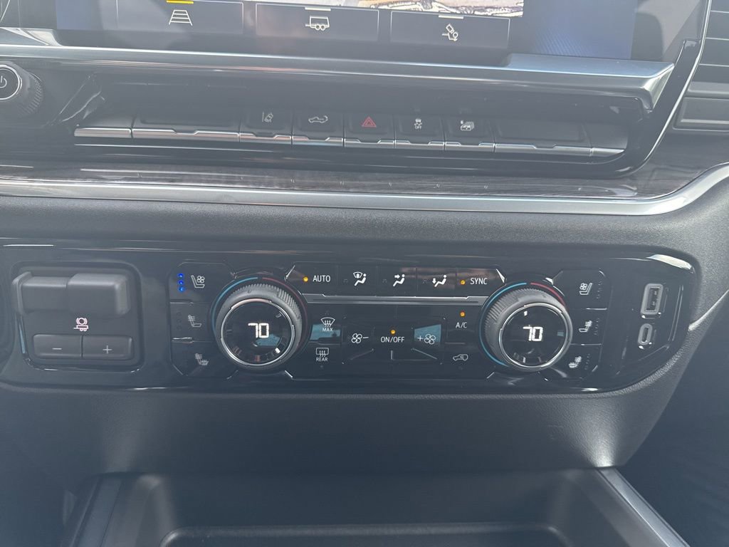 New 2026 Chevrolet Silverado 2500 LTZ w/ LTZ Convenience Package AWD/4WD image 22