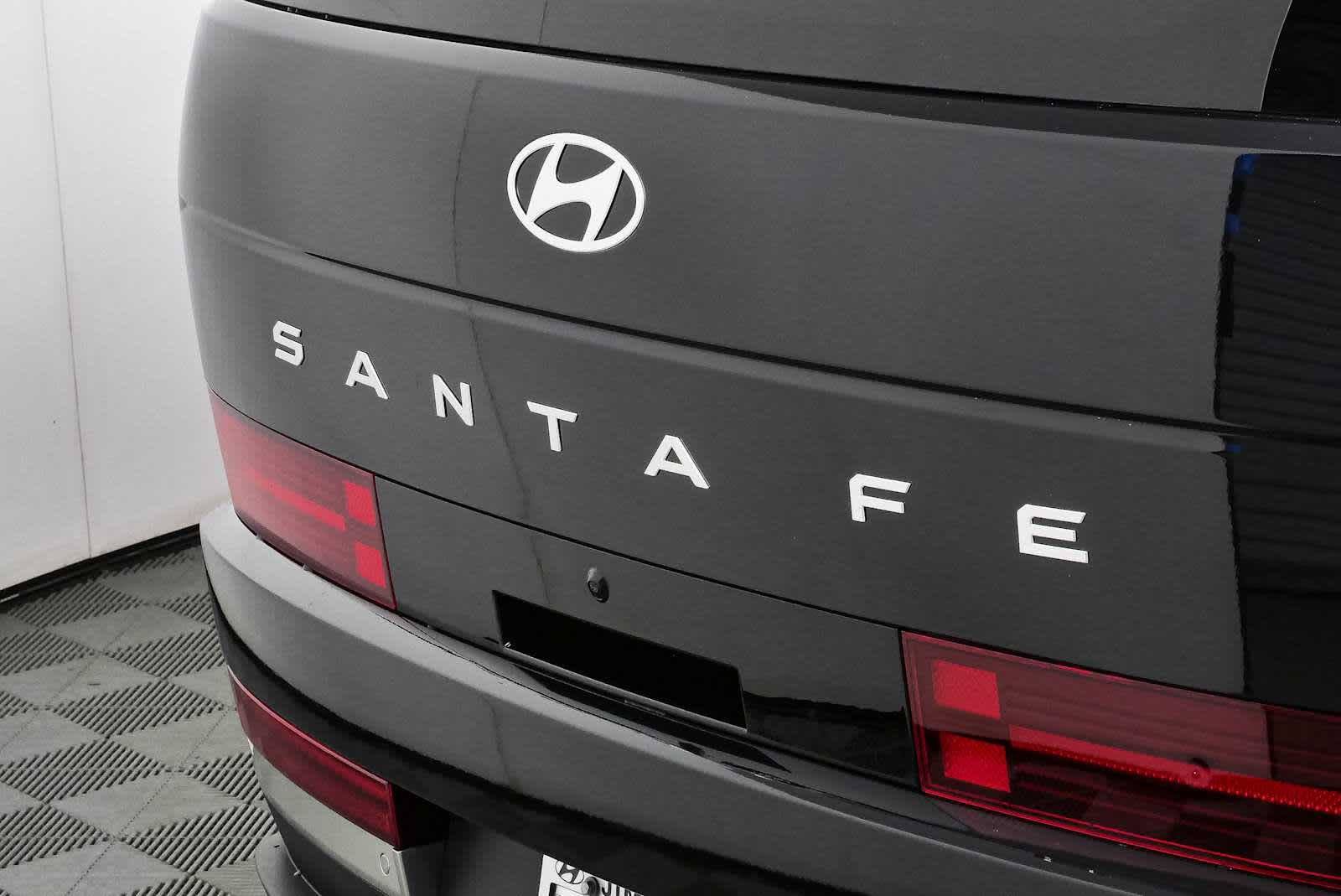 New 2026 Hyundai Santa Fe Limited FWD image 12
