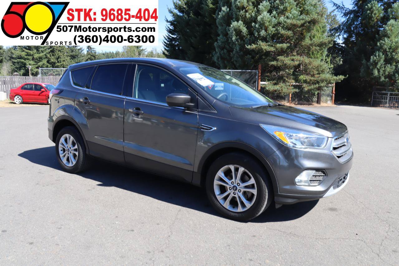 Used 2017 Ford Escape SE FWD image 10