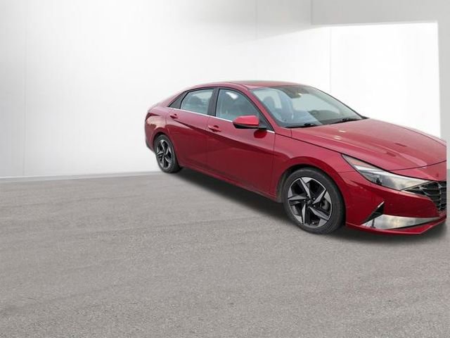 Used 2023 Hyundai Elantra Limited w/ Preferred Accessory Package image 9
