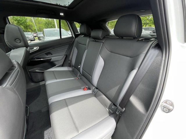 New 2025 Volkswagen ID.4 Pro S Plus image 26