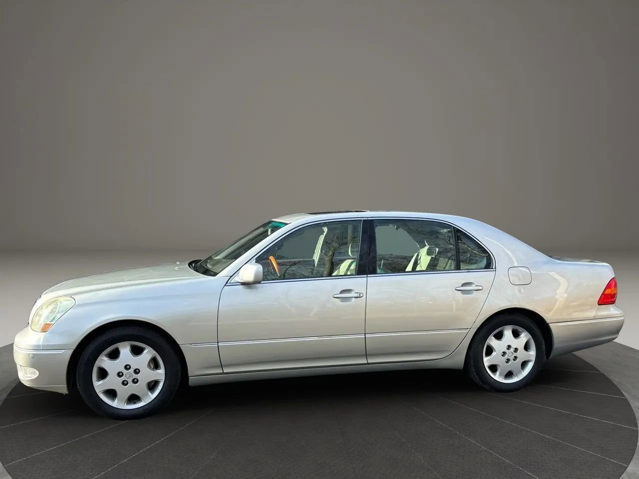 Used 2003 Lexus LS 430 image 7