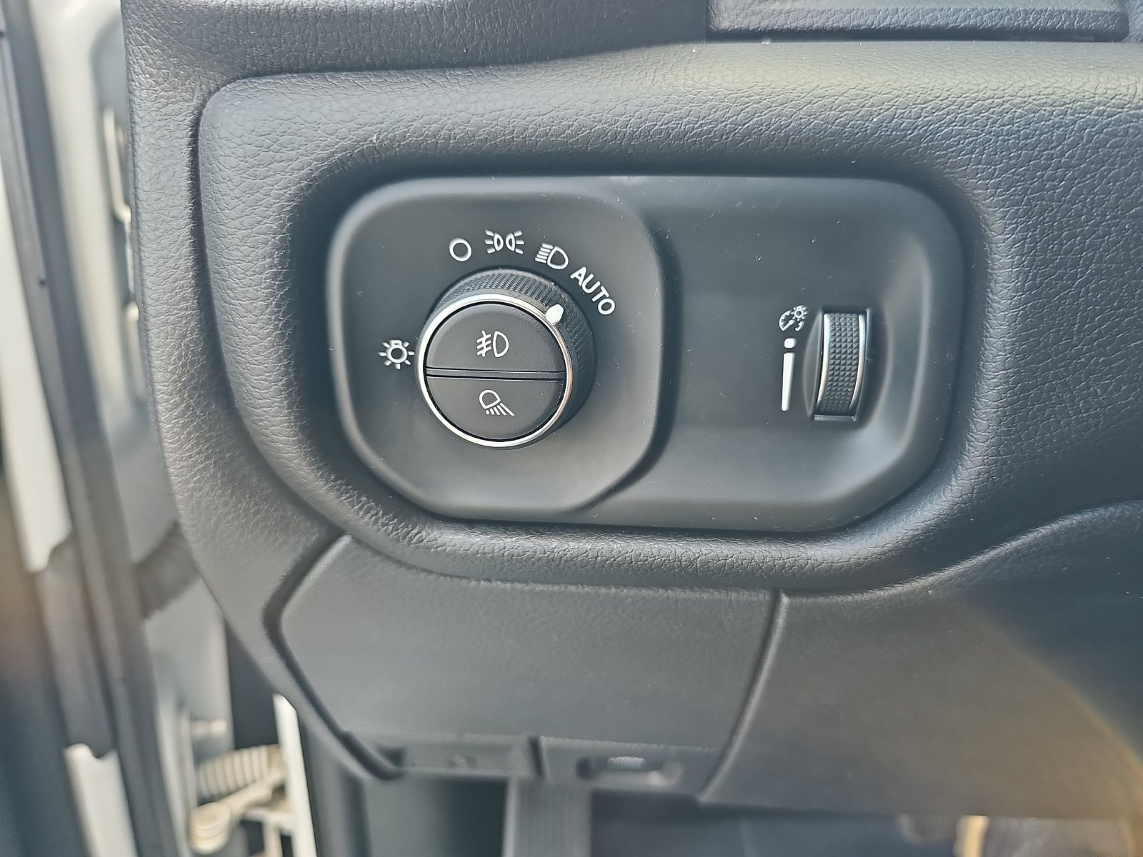 Used 2022 RAM 2500 Big Horn w/ Level A Equipment Group AWD/4WD image 35