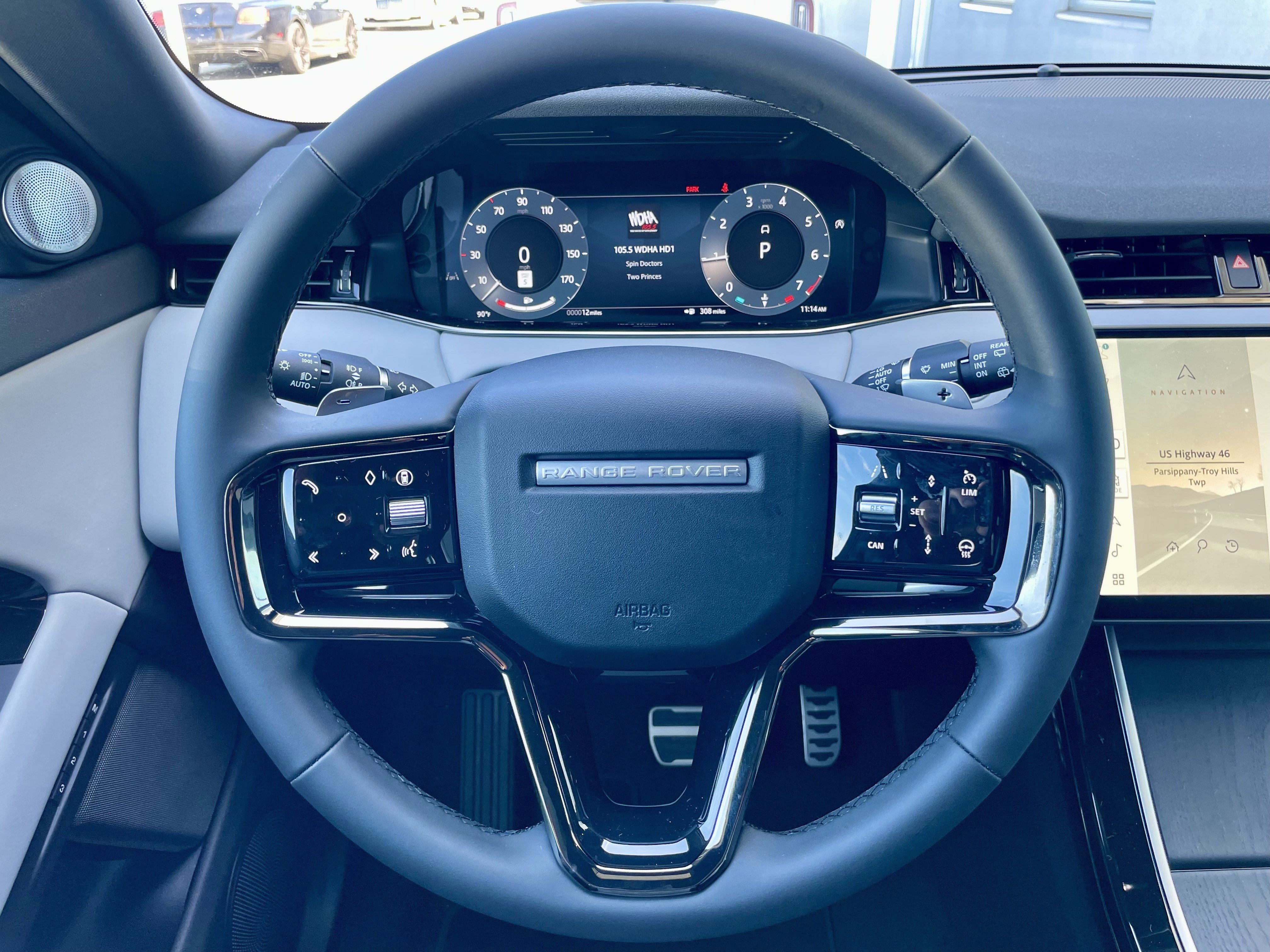 New 2026 Land Rover Range Rover Evoque Hoxton AWD/4WD image 21