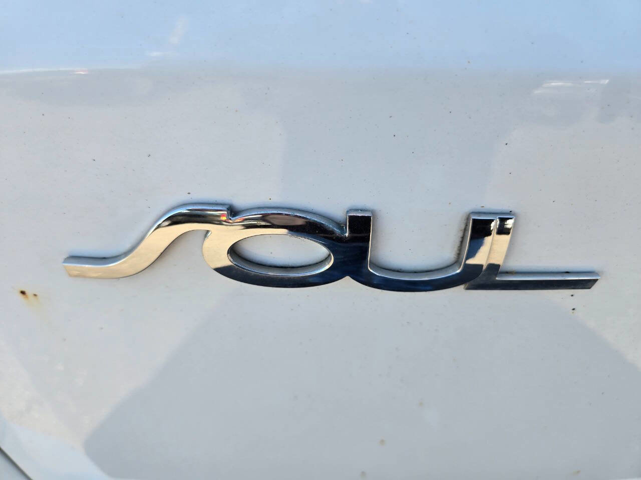 Used 2010 Kia Soul + FWD image 29