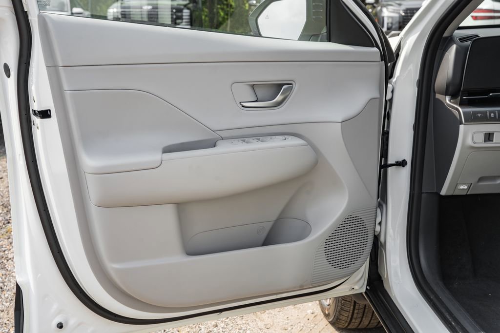 New 2026 Hyundai Kona SEL Premium image 28