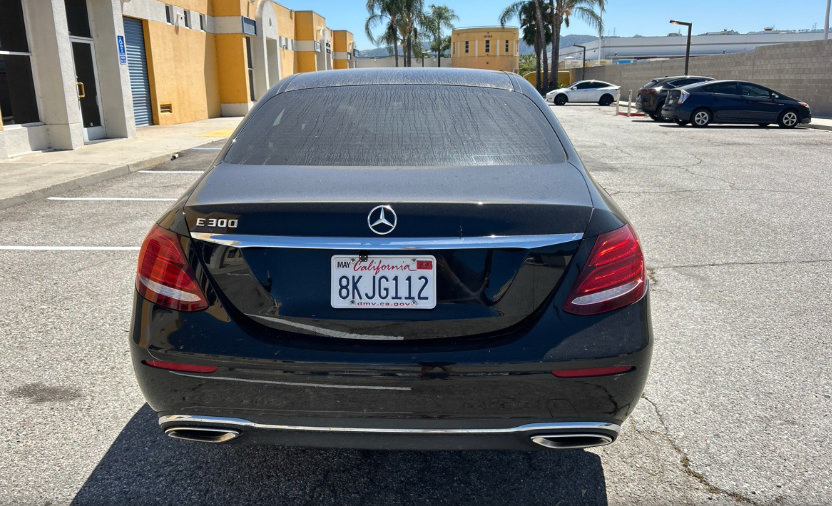 Used 2019 Mercedes-Benz E 300 image 8