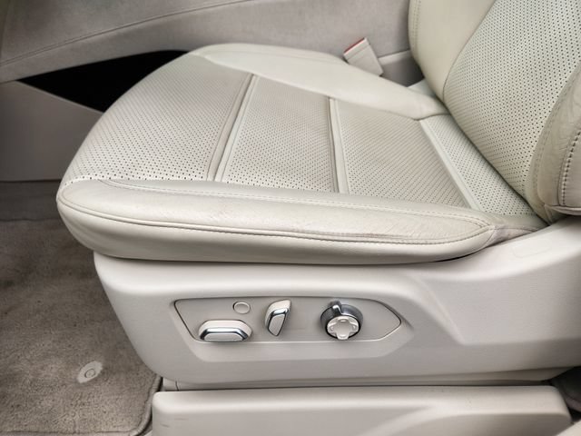 Used 2021 Cadillac Escalade ESV Sport Platinum AWD/4WD image 10