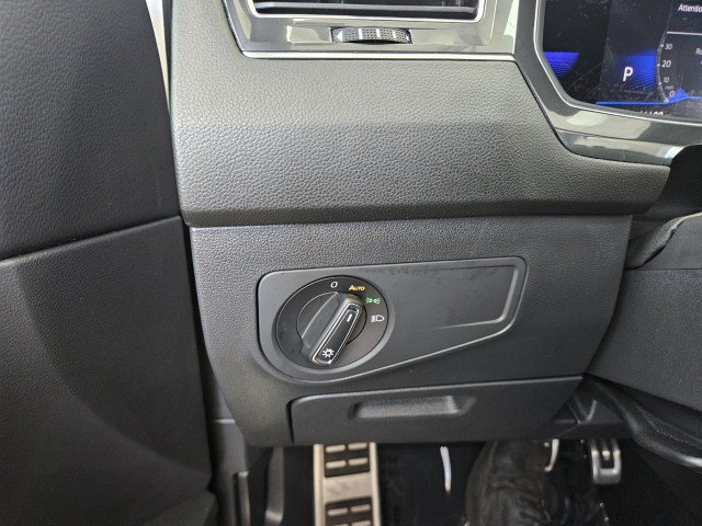Used 2022 Volkswagen Tiguan SE R-Line AWD/4WD image 31