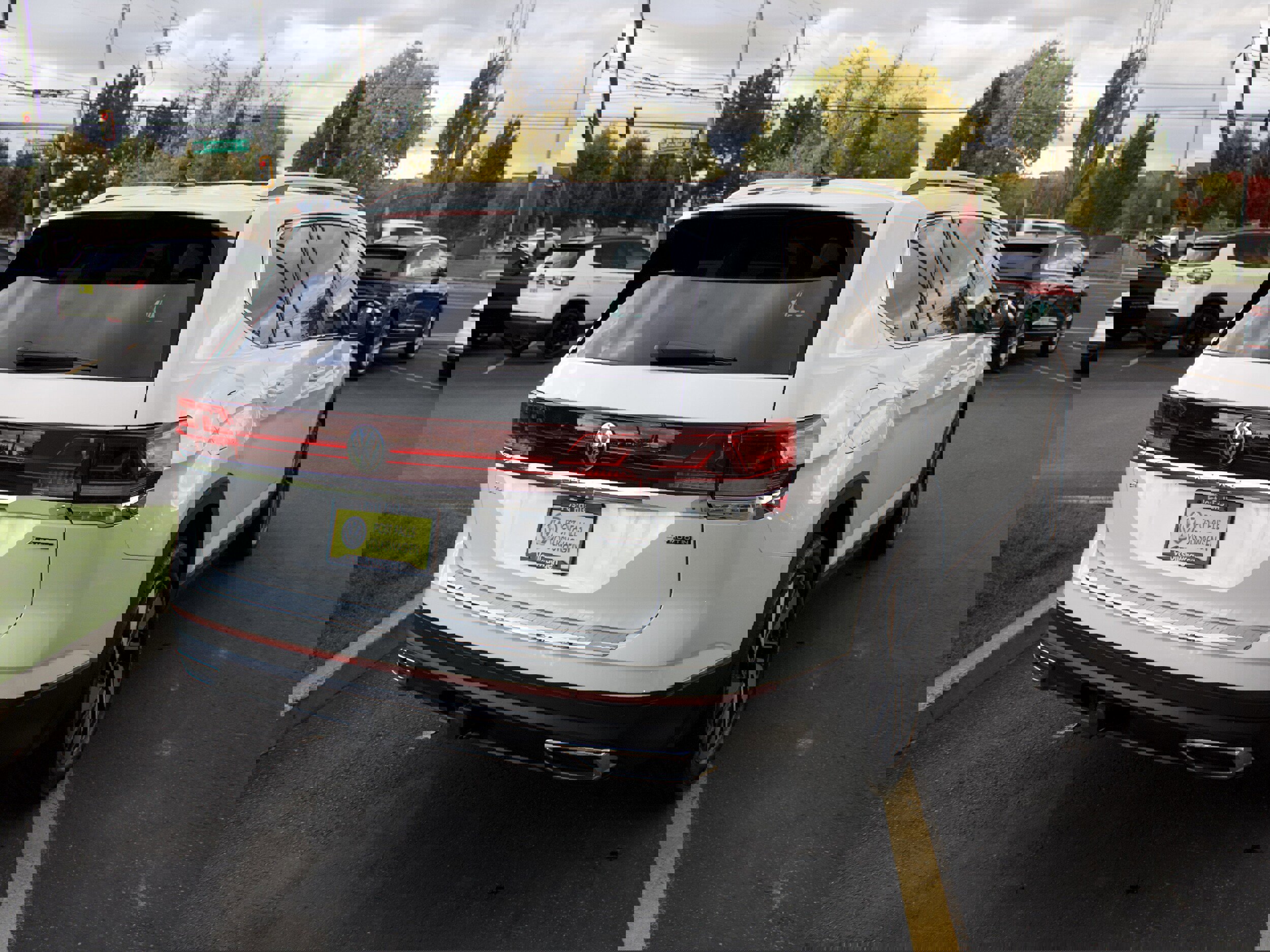New 2025 Volkswagen Atlas SEL image 5