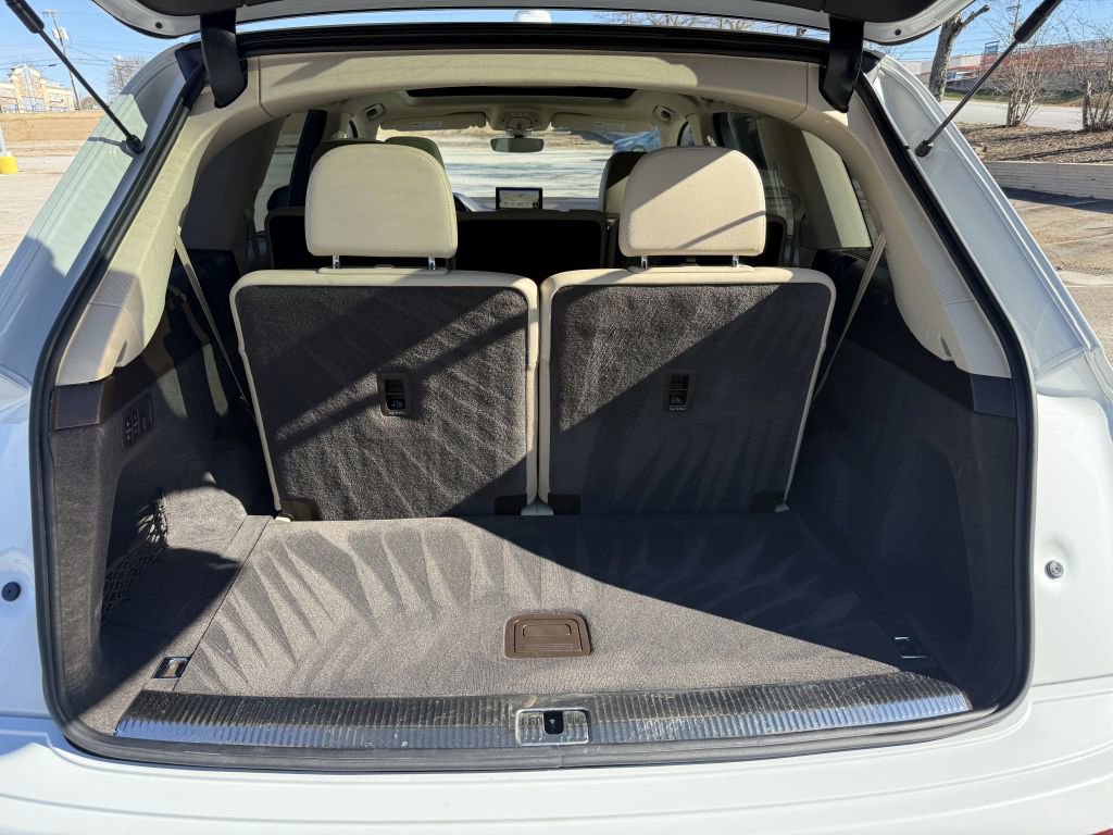 Used 2018 Audi Q7 3.0T Prestige image 25