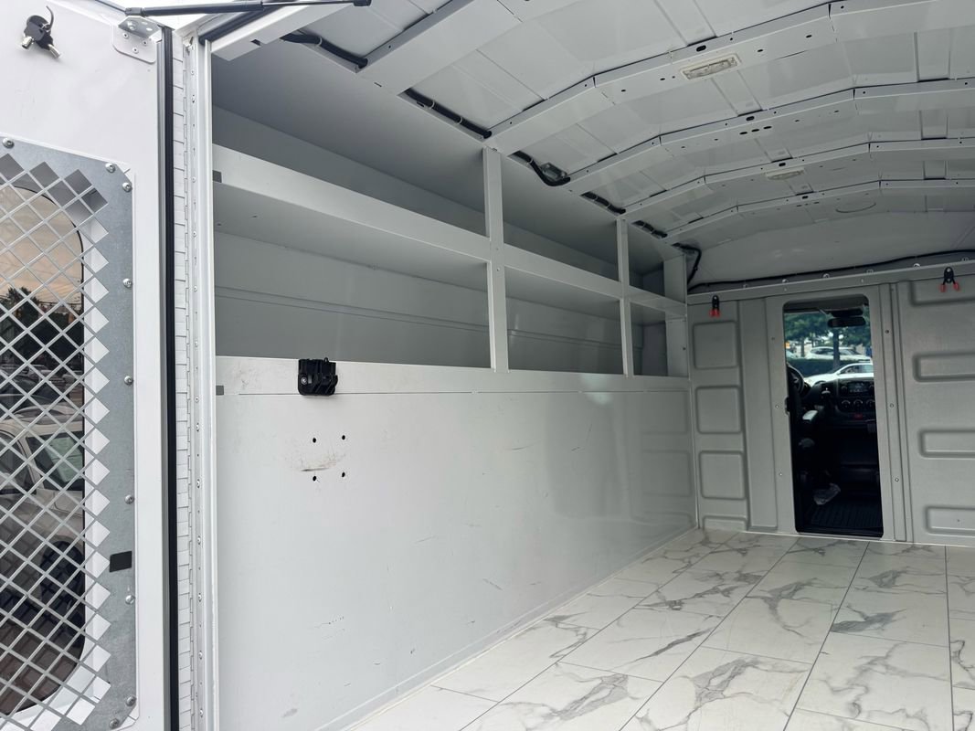 Used 2018 RAM ProMaster 3500 w/ Premium Appearance Group FWD image 7
