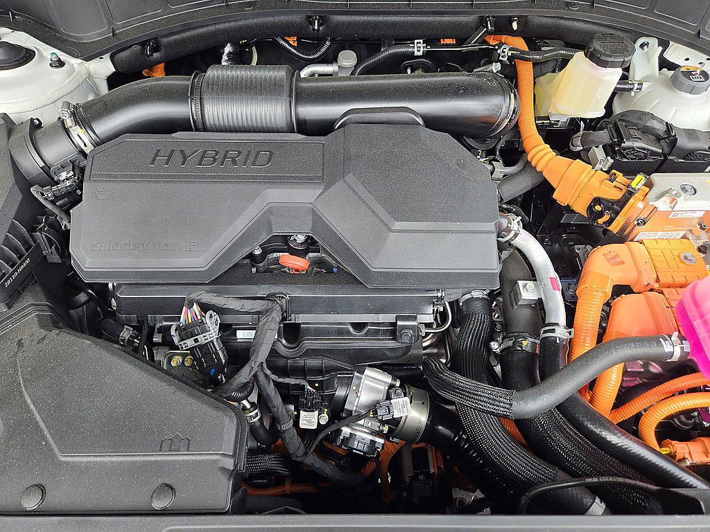 New 2026 Hyundai Santa Fe SE FWD image 31