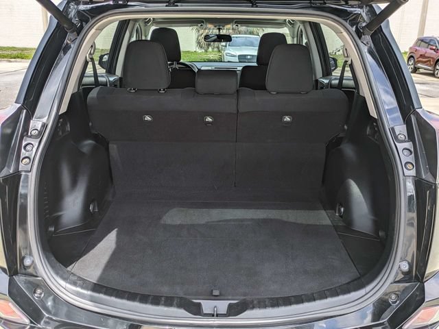 Used 2016 Toyota RAV4 XLE FWD image 13
