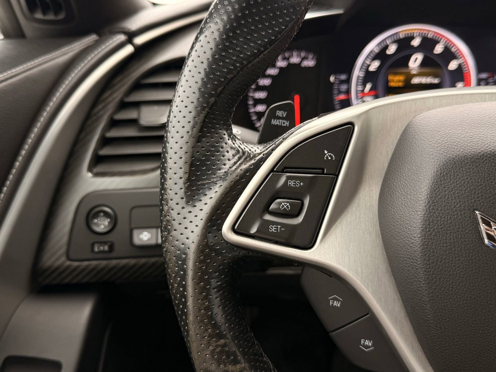 Used 2015 Chevrolet Corvette Stingray Coupe w/ 2LT Preferred Equipment Group image 53