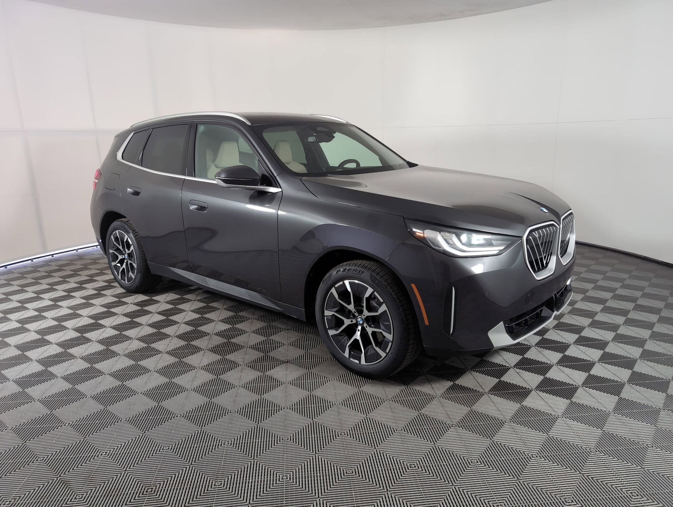 Used 2025 BMW X3 xDrive30i w/ Convenience Package image 6