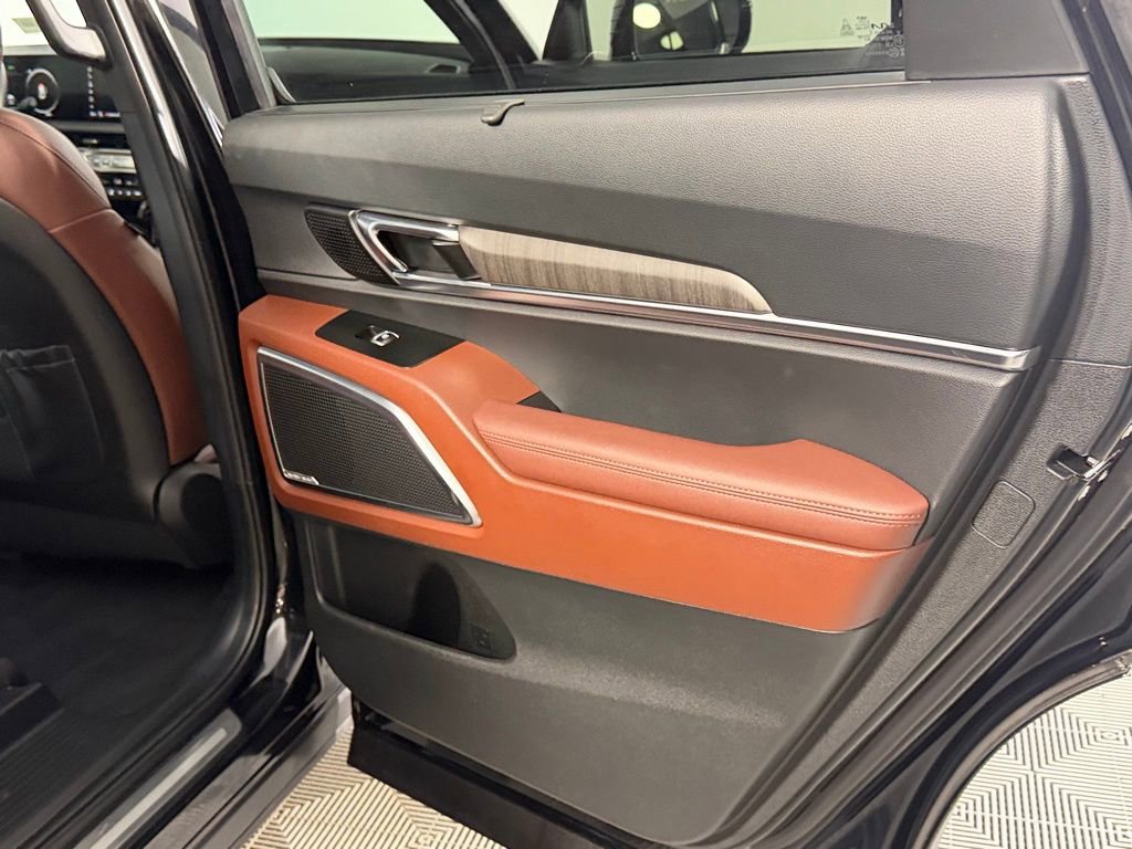 Used 2024 Kia Telluride SX image 33