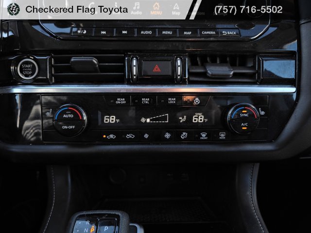 Used 2023 Nissan Pathfinder SL w/ SL Premium Package image 19