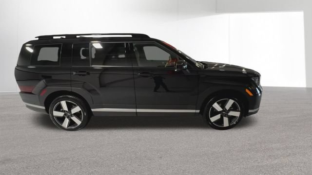 Used 2024 Hyundai Santa Fe Limited AWD/4WD image 10