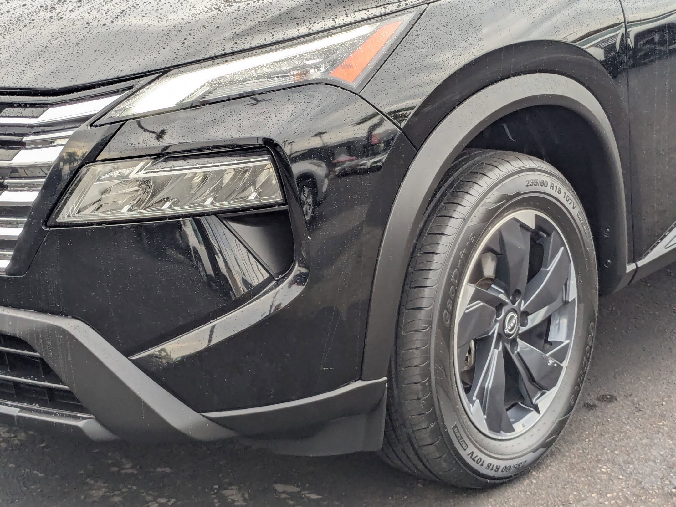 Certified 2024 Nissan Rogue SV image 10