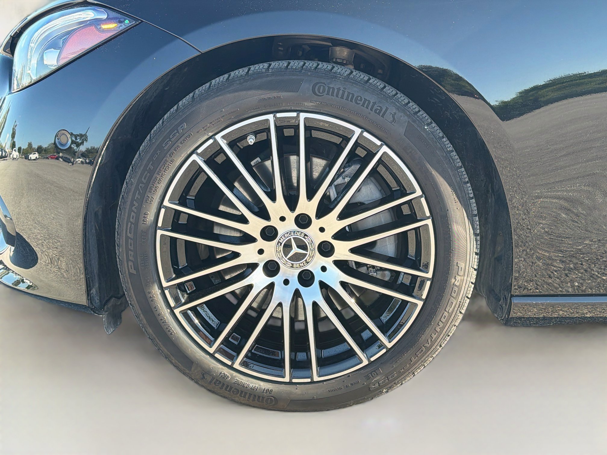 Used 2025 Mercedes-Benz C 300 4MATIC Sedan image 43